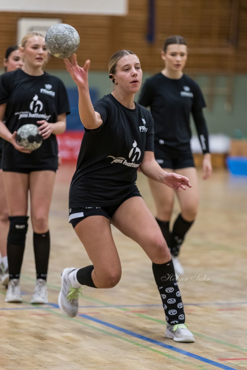 Bild 163 - wBJ SV Henstedt Ulzburg - TuRa Meldorf : Ergebnis: 22:38